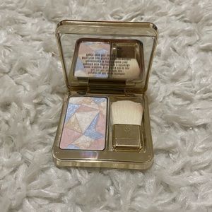 Cle de peau highlighter